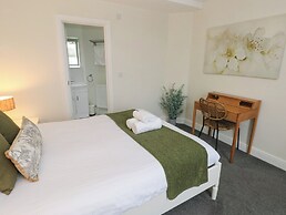 Teifi Villa