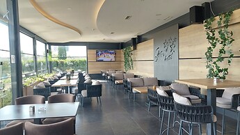 Hotel Grand