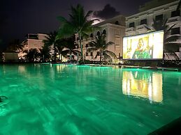 Golden Dragon Hotel