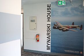 Mynarski House
