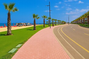 Elegant Beachfront Flat
