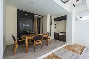 Moots Tulum