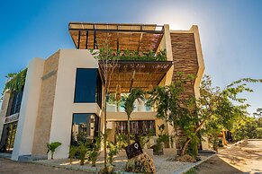 Moots Tulum