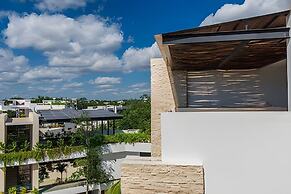 Moots Tulum