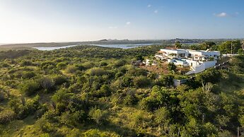 Tiara Apartment - Panoramic View With Beautiful Pool