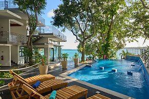 Cristalino Lagoon Front Hotel Restaurant & SPA - Adults Only