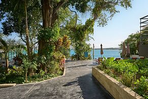 Cristalino Lagoon Front Hotel Restaurant & SPA - Adults Only