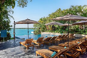 Cristalino Lagoon Front Hotel Restaurant & SPA - Adults Only