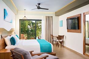 Cristalino Lagoon Front Hotel Restaurant & SPA - Adults Only