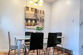 Stylish Townhome Dt Mtl Num01