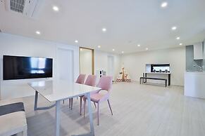 DOAN KIDS HOTEL