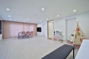 DOAN KIDS HOTEL