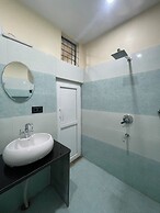 Hotel Happy Home