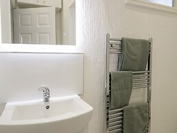 Llewelyn Apartment