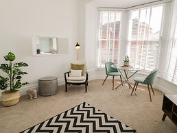 Llewelyn Apartment