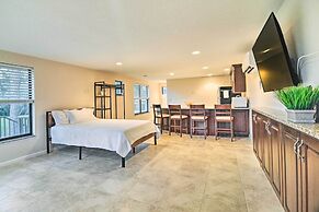 On-site Pond: Sleek Largo Studio < 7 Mi to Beach!