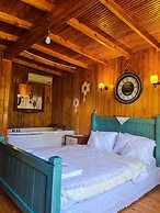 İpek Koza Motel