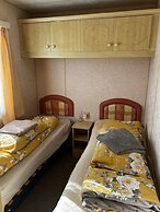 2 Bedroom Caravan Hunstanton Pets go Free