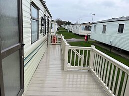 2 Bedroom Caravan Hunstanton Pets go Free