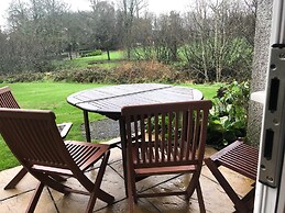 Cosy 3 Bedroom House on Cornish Estate With Pool