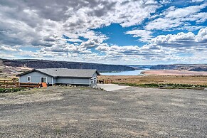 Quincy Home on Lavender Farm w/ River Views!