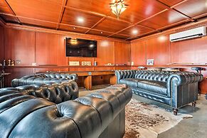 Quincy Home on Lavender Farm w/ River Views!
