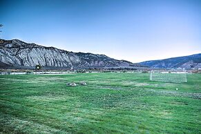 Magnificent Gypsum Retreat on the Colorado River!