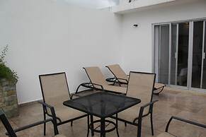 5a Coral Suites