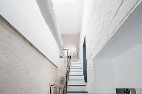 Naples Designer Loft by Elite Villas