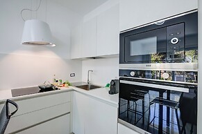 Beachy Vibes- 900m From the Beach