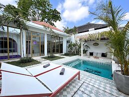 No Rush Villas