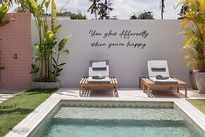 No Rush Villas