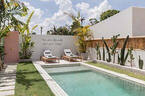 No Rush Villas