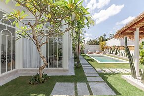 No Rush Villas