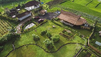 Nadi Nature Resort - Adults Only