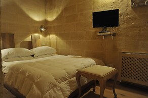 L Hotel In Pietra