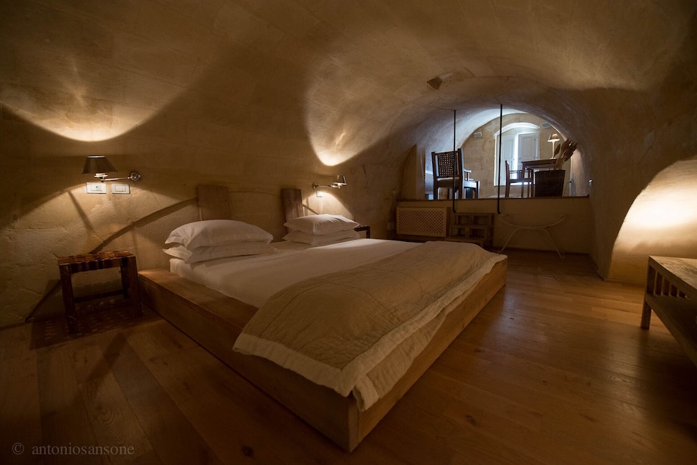 L Hotel In Pietra