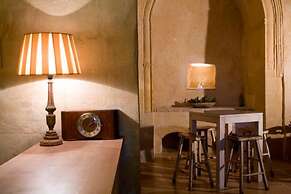 L Hotel In Pietra