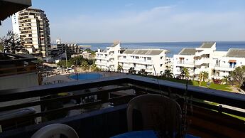 2 Bed Flat - Sleeps 6 - Pets - Pool - Parking