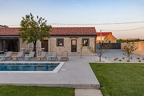 Villa Tany