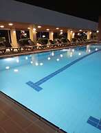 Chalet in Siwar, 3 min From Le Royal Hotel, Rimal