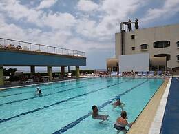 Chalet in Siwar, 3 min From Le Royal Hotel, Rimal