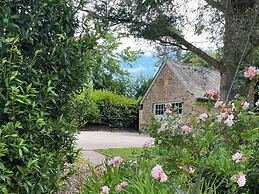 Court Lodge