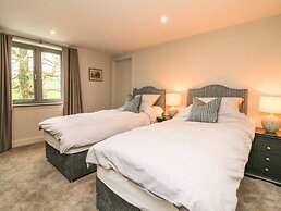 Court Lodge