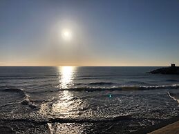 Sunny View