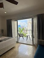 Kuyaan 44 Suites