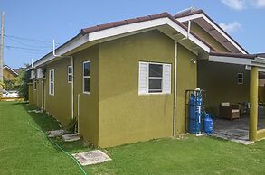 Twin Peak Cottage
