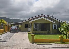 Twin Peak Cottage