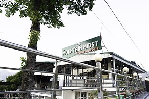 Mountain Midst