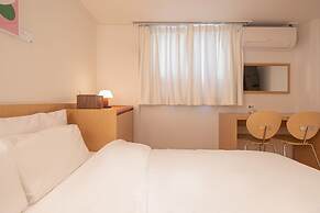 Anook Hotel Guri